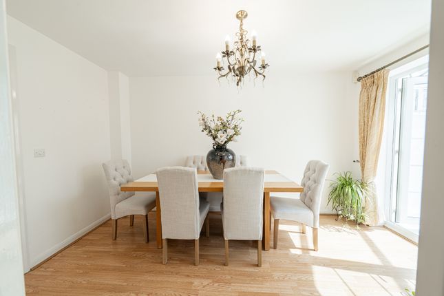 50 Lady Hay Road, Leicester photo 4