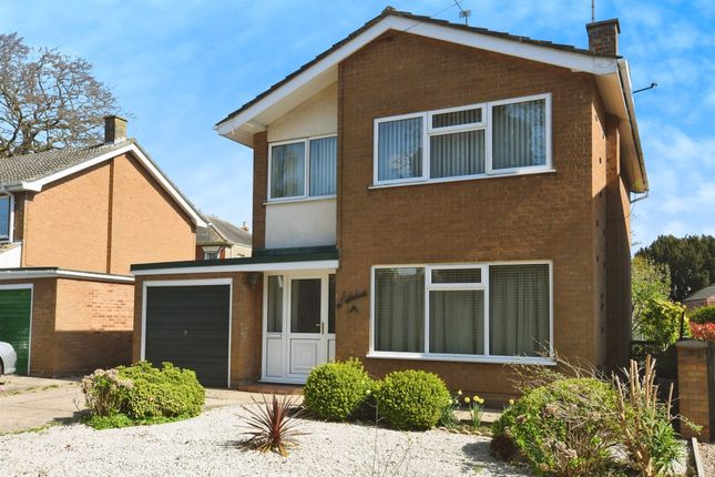 3-bed detached on 4, Mayfair Gardens, Boston, £275,000