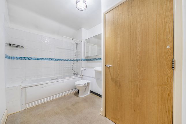 Apartment 4, Brick Kiln Place,, Avon Street, Worcestershire photo 3