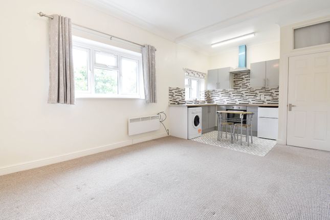 Studio for sale in Enborne Road, Newbury, Berkshire