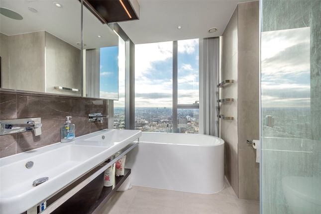 Flat for sale in Carrara Tower, 250 City Road