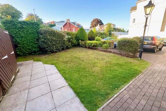 Flat 18, Walnut Court, Torquay photo 2