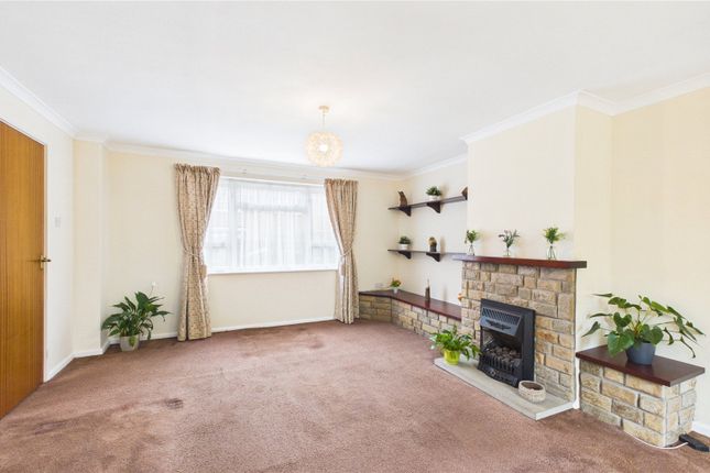 35, Bracken Way, Woking photo 2