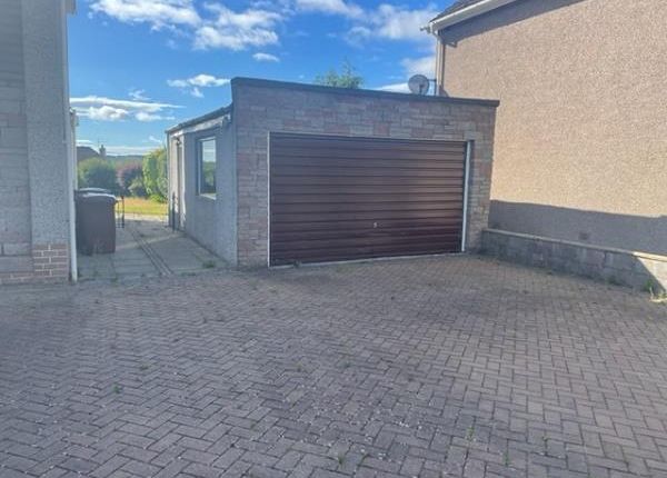Thumbnail Detached house to rent in Baillieswells Crescent, Bieldside, Aberdeen