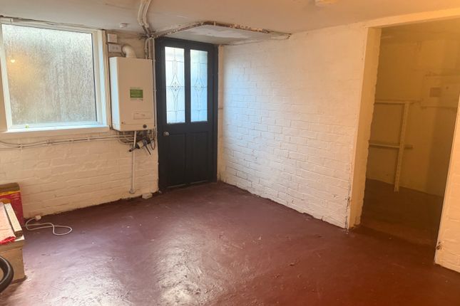 28, Noster Hill, Leeds photo 5