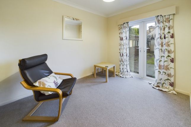 60, Sandringham Drive, Nottingham photo 4