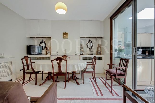17, Normanby Road, London photo 4