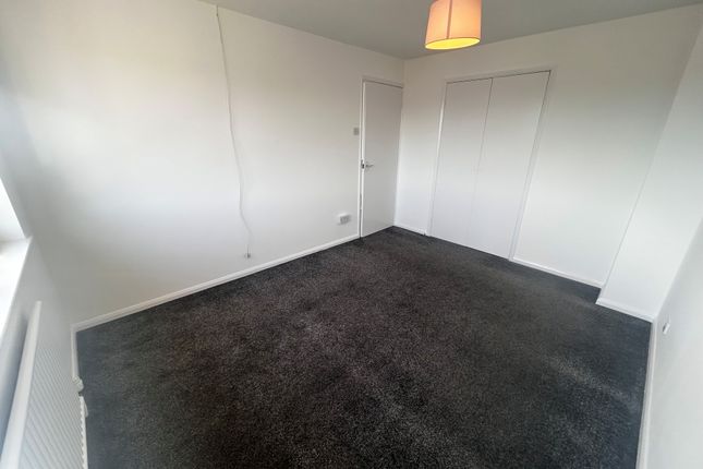 12, Oak Crescent, BOSTON photo 5