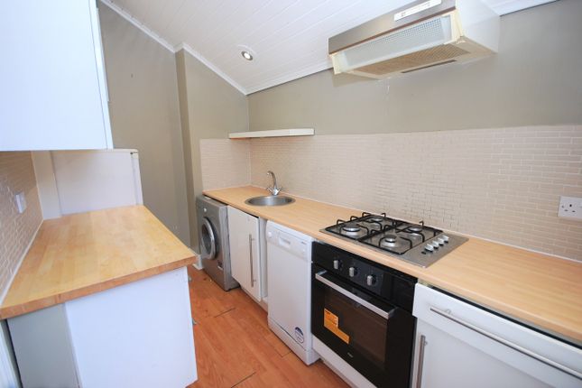 Flat to rent in Lanercost Road, Tulse Hill