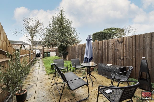 17, Stanwell Road, Ashford photo 3