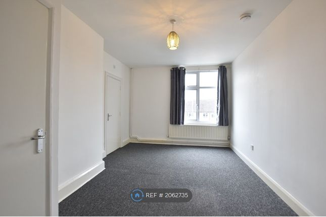 Thumbnail Flat to rent in Summerset House, Luton