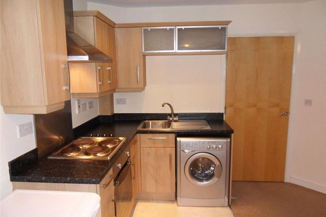 42 Calder View, Mirfield photo 3