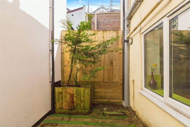 7, Hillside Street, Bristol photo 3