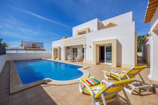 Villa for sale in Galé, Albufeira E Olhos De Água, Algarve