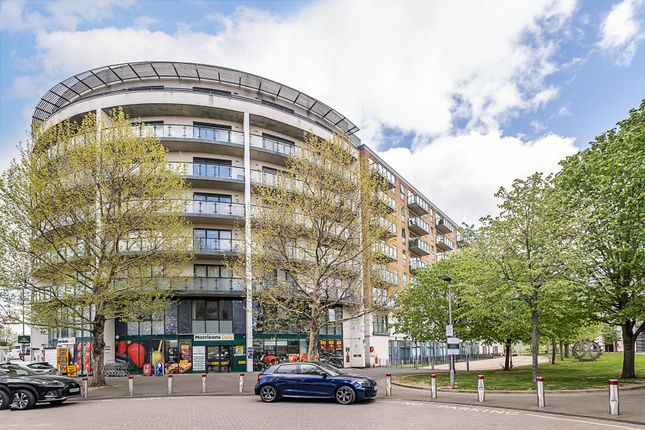 Flat 3, Reed House, 21 Durnsford Road, London photo 2