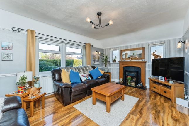 1, Beach Avenue, Denbighshire photo 2
