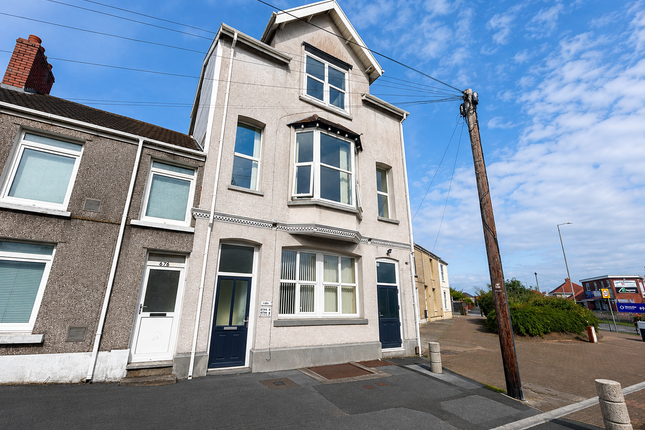 Flat 1, 674B, Carmarthen Road, Swansea photo 5