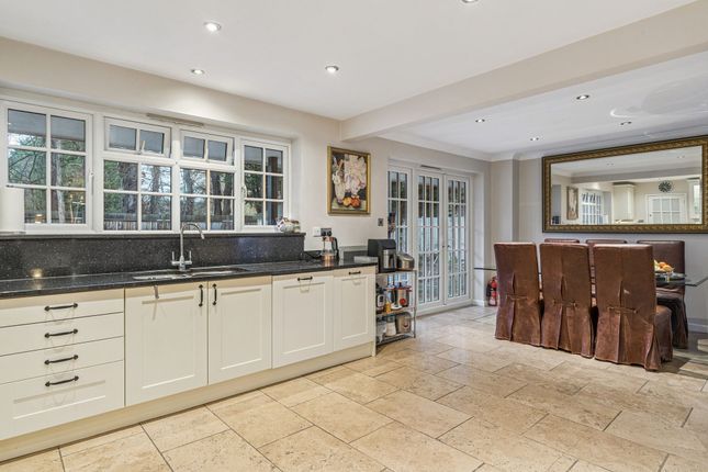 25 Butterfield, High Wycombe photo 3