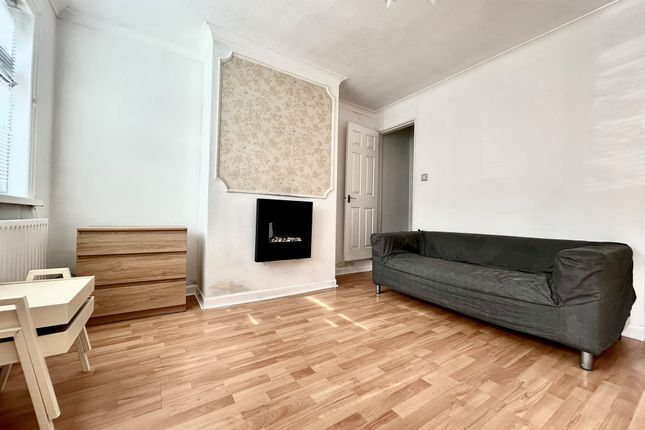 81, Hastings Road, Coventry photo 2