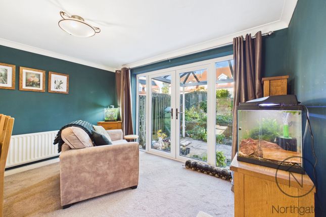 3 Northside Close, Newton Aycliffe photo 4