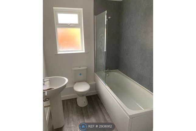 Sherburn Gardens, Stanks Drive, Leeds photo 3