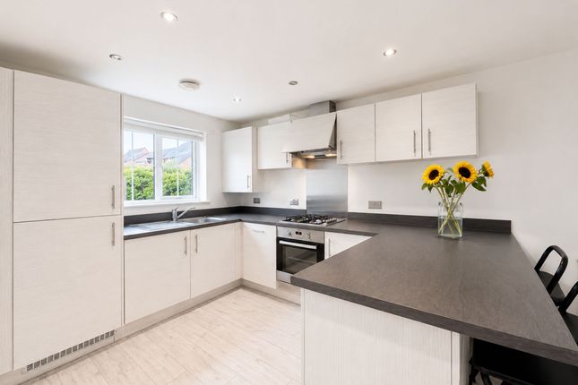 31 Glovers Way, Ormskirk photo 3