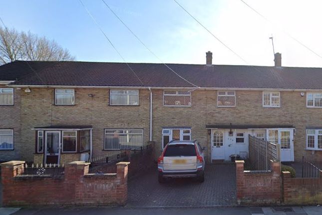 Terraced house to rent in Fullwell Avenue, Ilford IG5