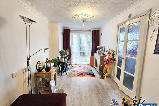 Flat 16 Beeches Court,, Ashill Road, Birmingham photo 2