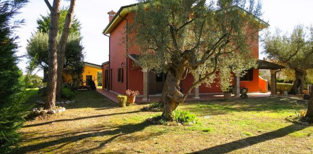 Detached house for sale in Teramo, Bellante, Abruzzo, Te64020
