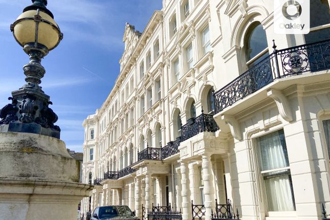 Thumbnail Flat for sale in Palmeira Avenue Mansions, Church Road, Hove