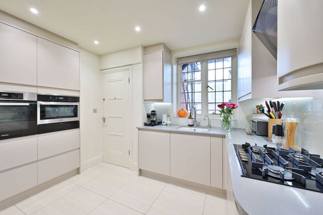 Thumbnail Flat for sale in Portsmouth Road, Putney Heath, London