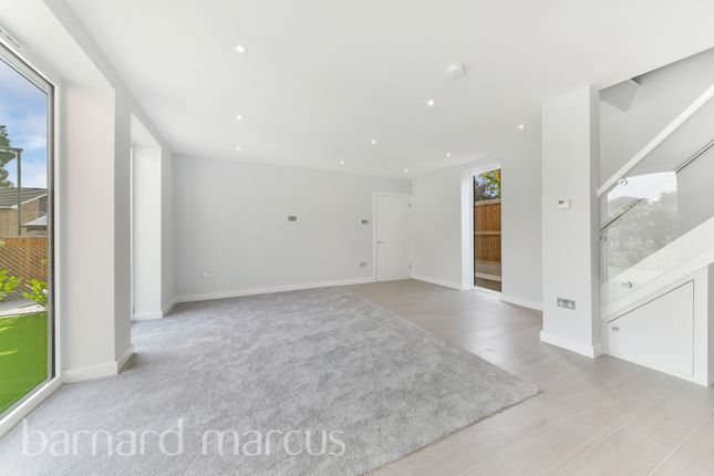 1a, Holmwood Close, Cheam photo 4