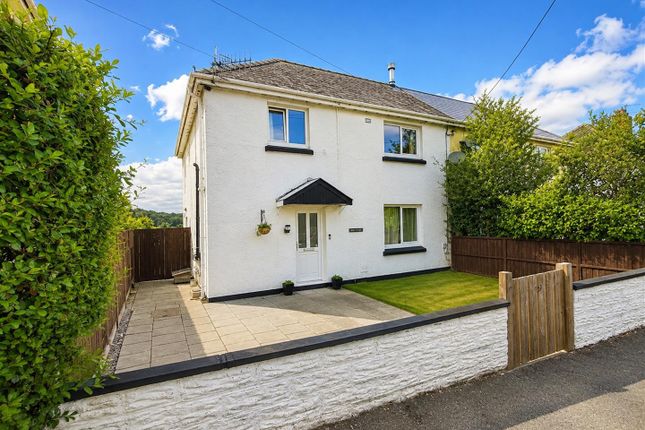 3-bed house on Brohedyn, 19, Heol Y Dderwen, Llandysul, £207,500