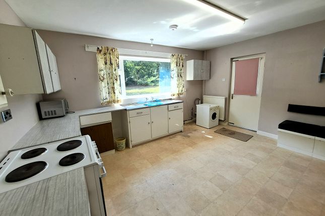 Leamside, Park Drive, Crickhowell photo 4