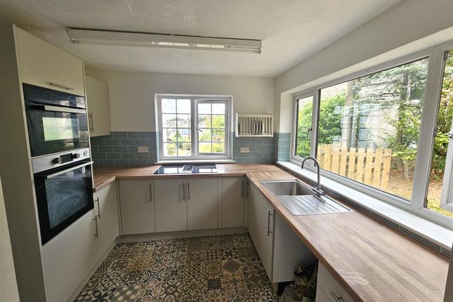 9, The Square, Yelverton photo 2