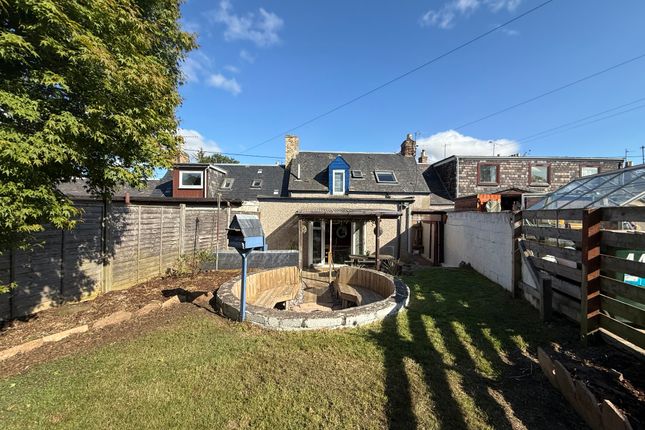 46, Causewayend, Blairgowrie photo 3