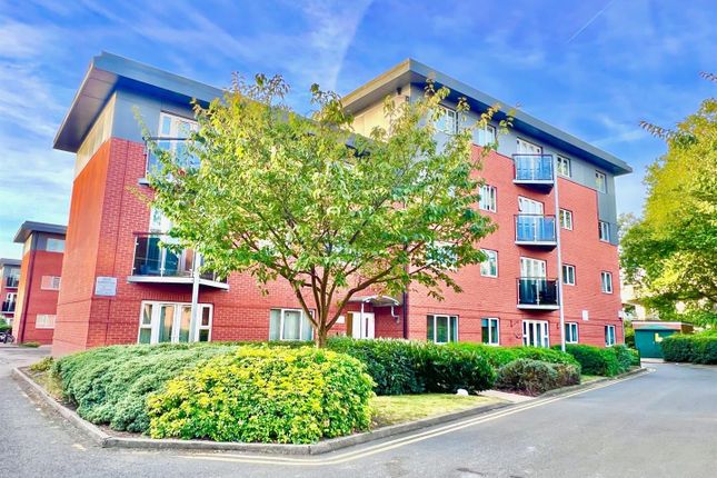 Thumbnail Flat to rent in Hever Hall, Coventry City Centre