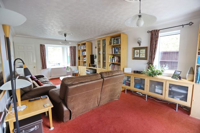 50 Prestwich Hills, Manchester photo 5