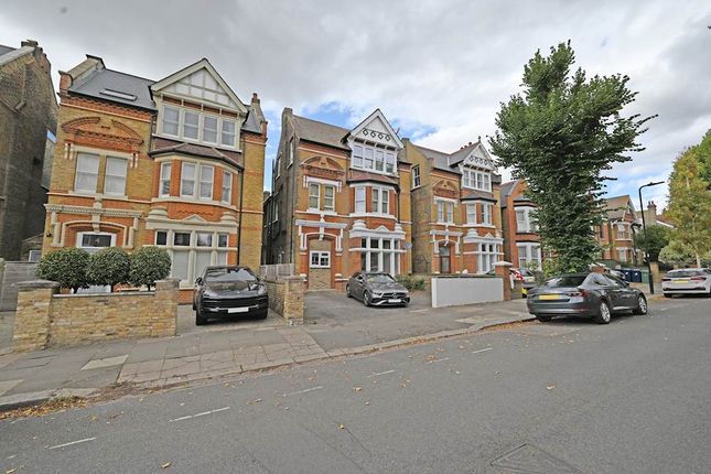 Studio flat on 6, Denbigh Road, LONDON, £335,000