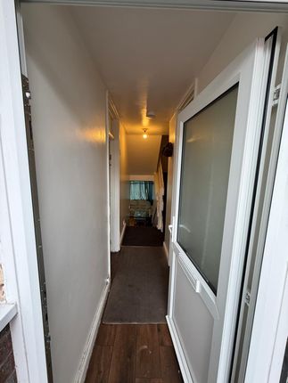 28, Falmouth Road, Leicester photo 4