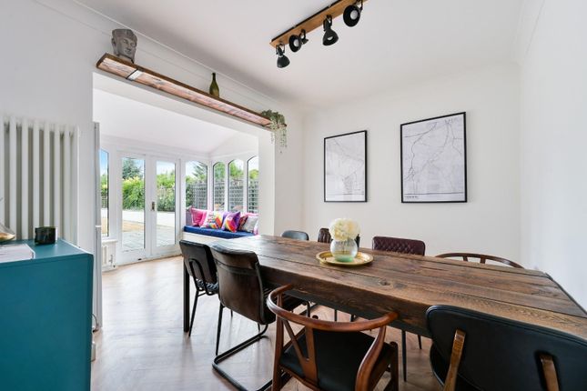 13, North View Crescent, Epsom Downs photo 4