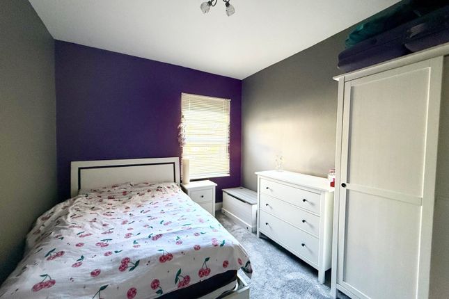 20a, Gordon Road, Ashford photo 4