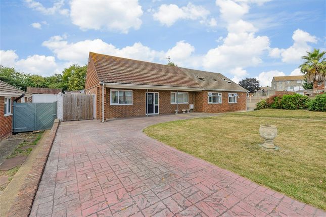 2-bed house on Killick Road Hoo, Rochester, £247,500