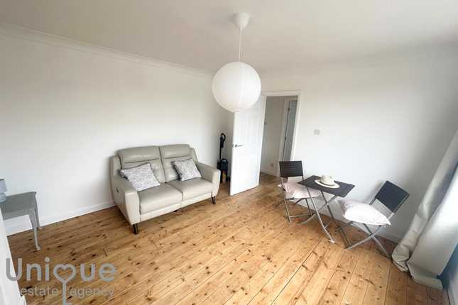 20, Thirsk Avenue, Lytham St. Annes photo 4