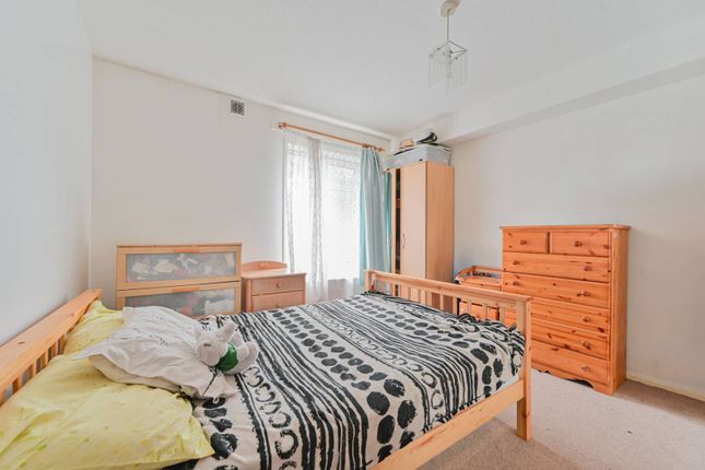 Flat for sale in Beachborough Road, Downham, Bromley