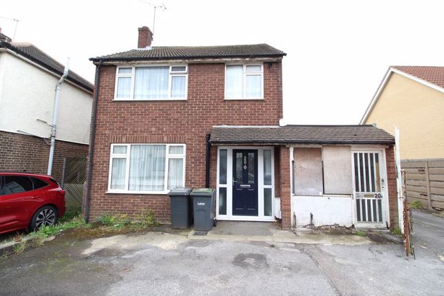 Detached house for sale in Linden Road, Leagrave, Luton