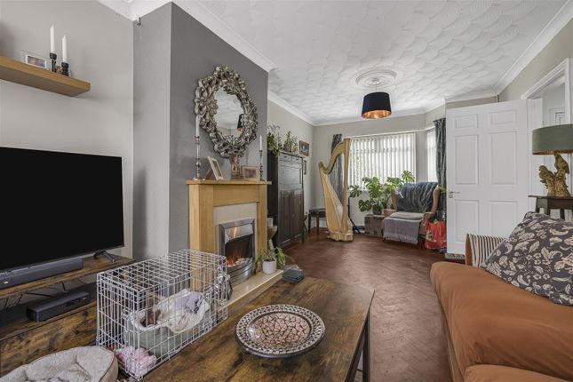42, Dyfrig Road, Cardiff photo 4