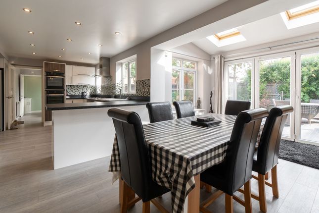 41 Forge Close, Leicester photo 2