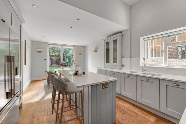3, Rivercourt Road, London photo 4