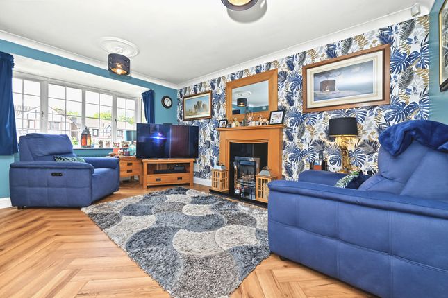 18, Sudbourne Close, Stoke-On-Trent photo 5